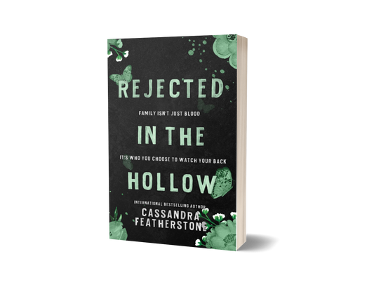 Rejected in the Hollow (Alt Cover HC): A Steamy, Paranormal, Humorous, Shifter, Small Town Reverse Harem Romance