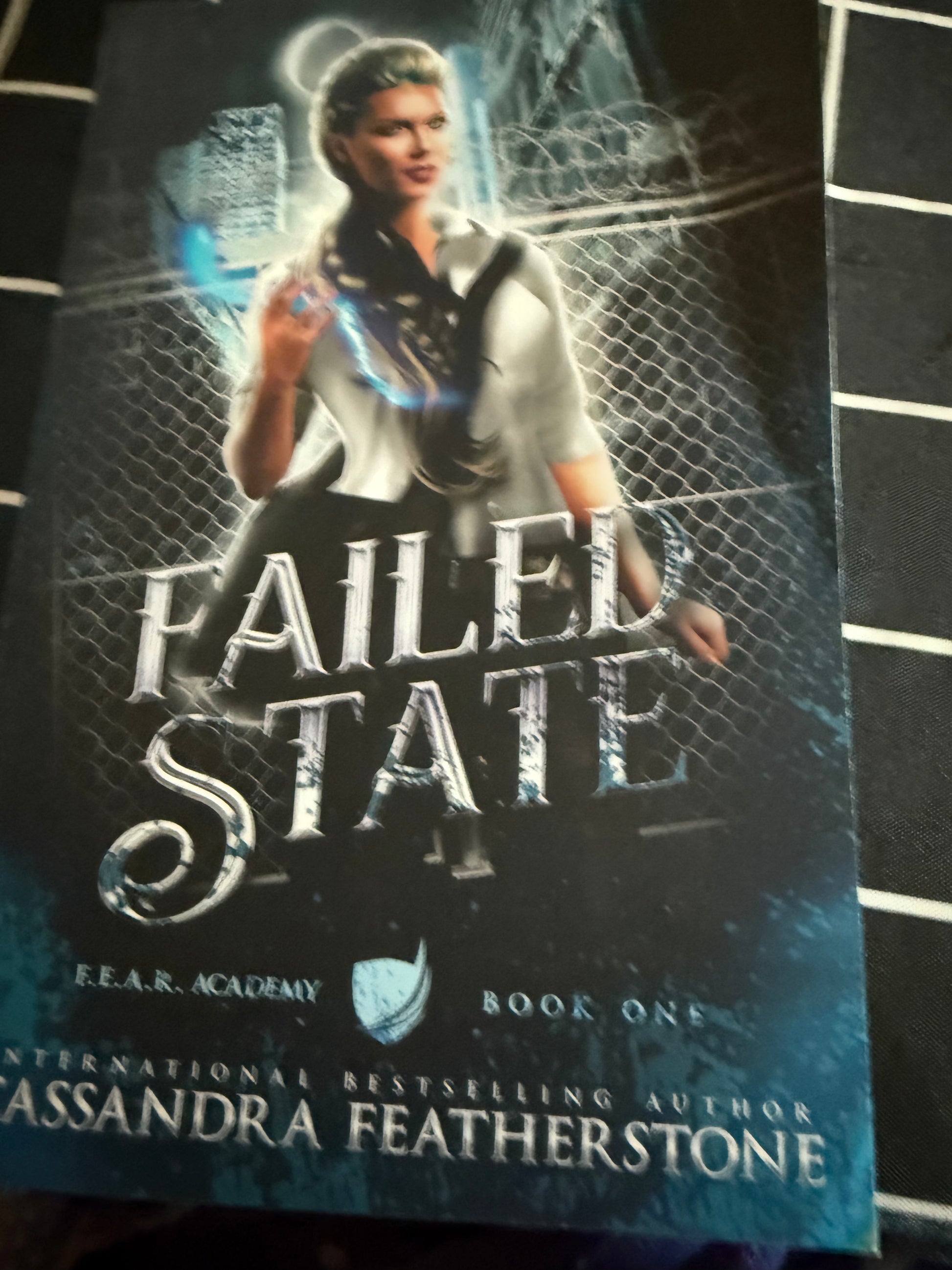 DAMAGED-Failed State: A Steamy, Dystopian Shifter Academy Romance This item is non-returnable as it's being sold as damaged. The damage is bent front cover. *** Welcome to my so-called life—I live in a post-COVID nightmare where supernaturals like me get